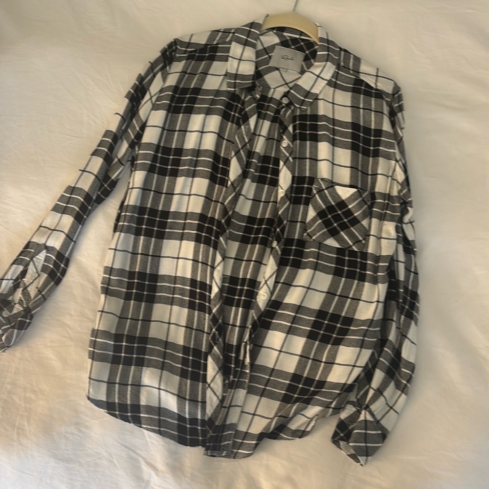 Women’s rails button down white & black plaid shirt